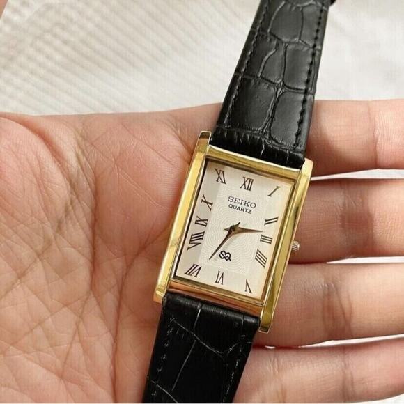 Vintage Style Seiko Quartz Mens Gold Watch & White accents W/ Leather Strap - Picture 3 of 5